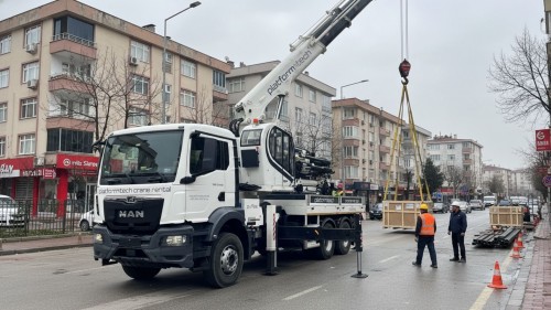 Eşref Bitlis Bulvarı Vinç Kiralama
